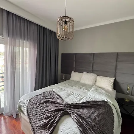 Caparica Surf Retreat