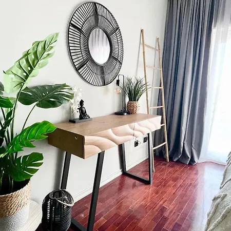 Caparica Surf Retreat